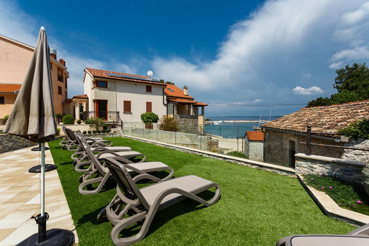 Villa Aria Malinska Luaran gambar