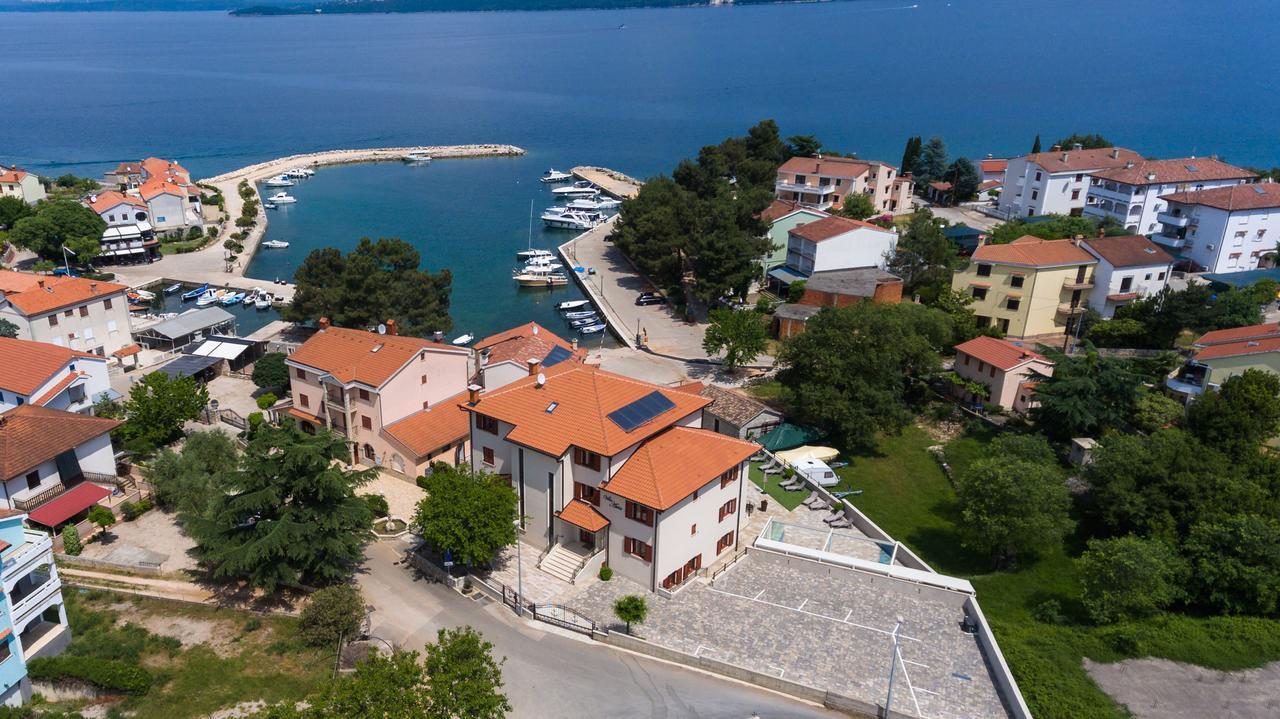 Villa Aria Malinska Luaran gambar